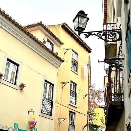 Apartment Castle Cozy Lissabon